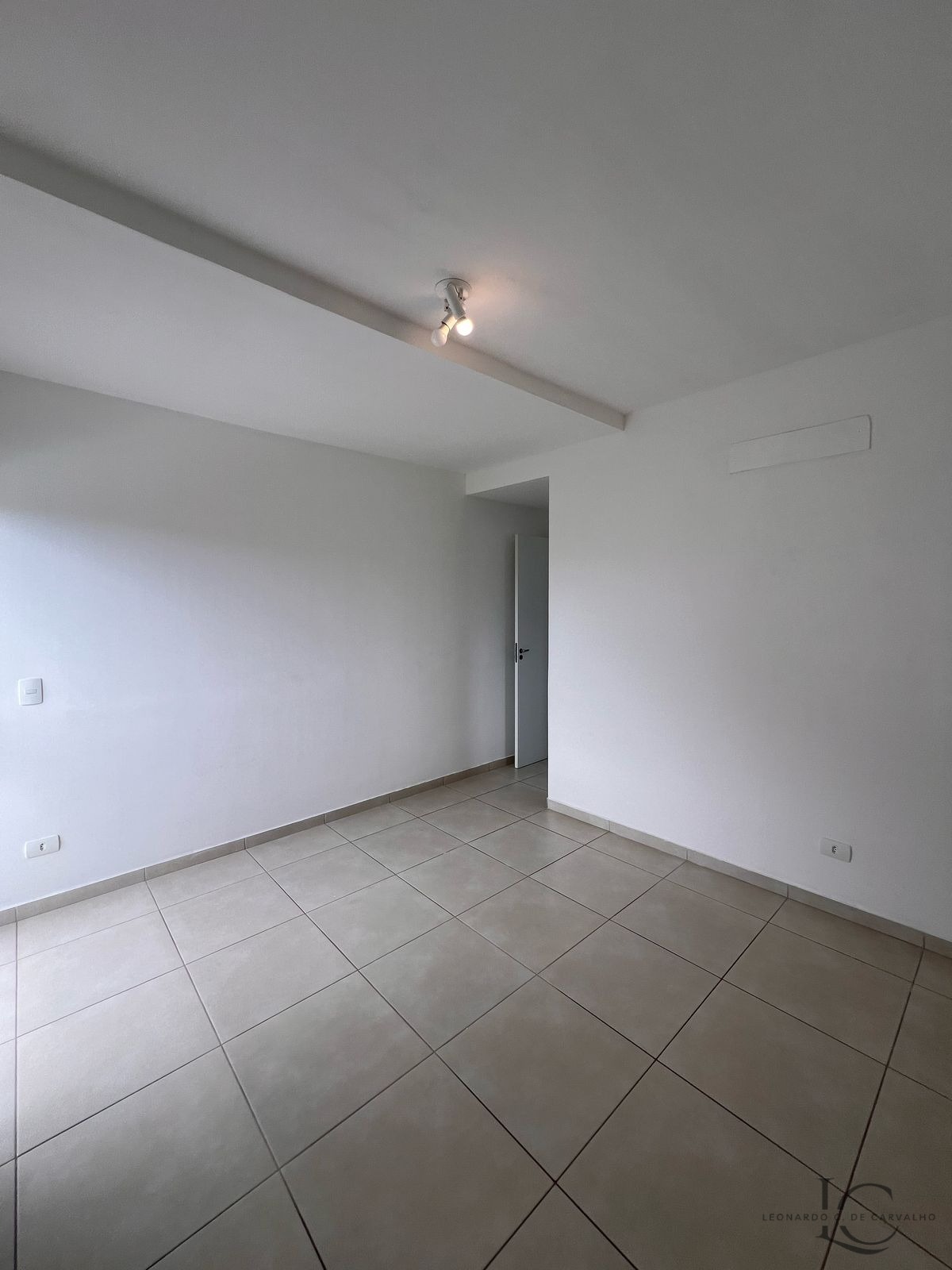 Apartamento para alugar com 2 quartos, 15m² - Foto 14