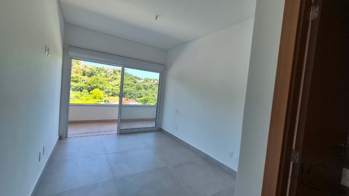Apartamento, 3 quartos, 240 m² - Foto 9